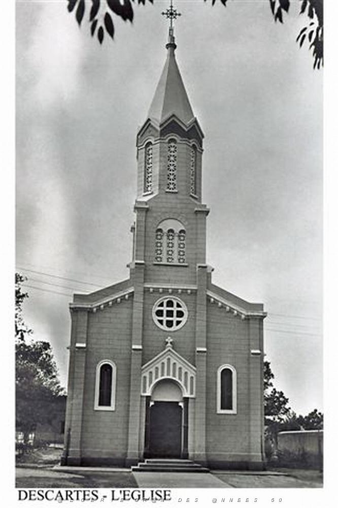 DESCARTES - L'EGLISE.jpg